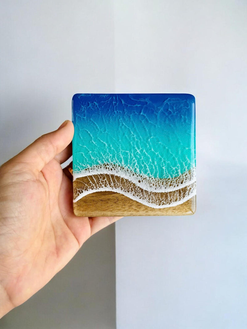 Ocean Wave Resin Wood Coasters, Beach Drink Coaster Set, Epoxy Wood Coasters, Round Cup Mat for Home & Office, Handmade Gift, Father's Day